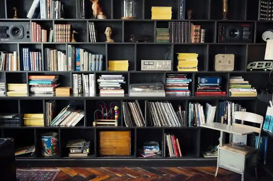 Jak zrobić półki na książki? DIY